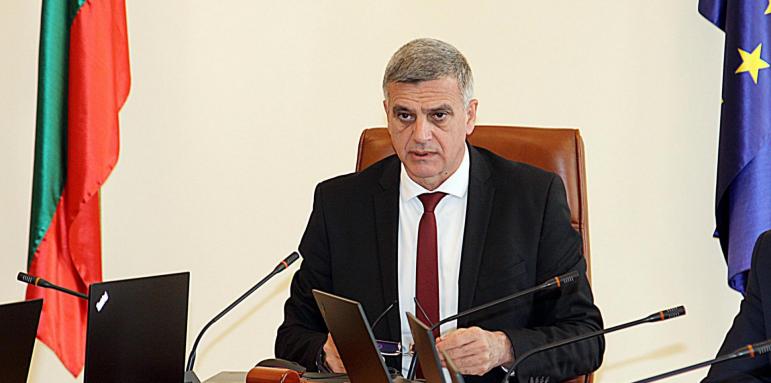 Затваря ли се държавата? Горещ коментар на Стефан Янев